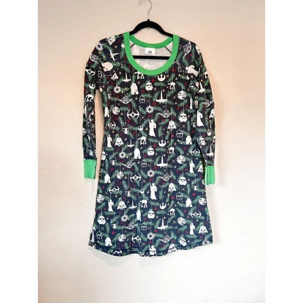 Hanna Andersson Star Wars Holiday Nightgown Size Small
